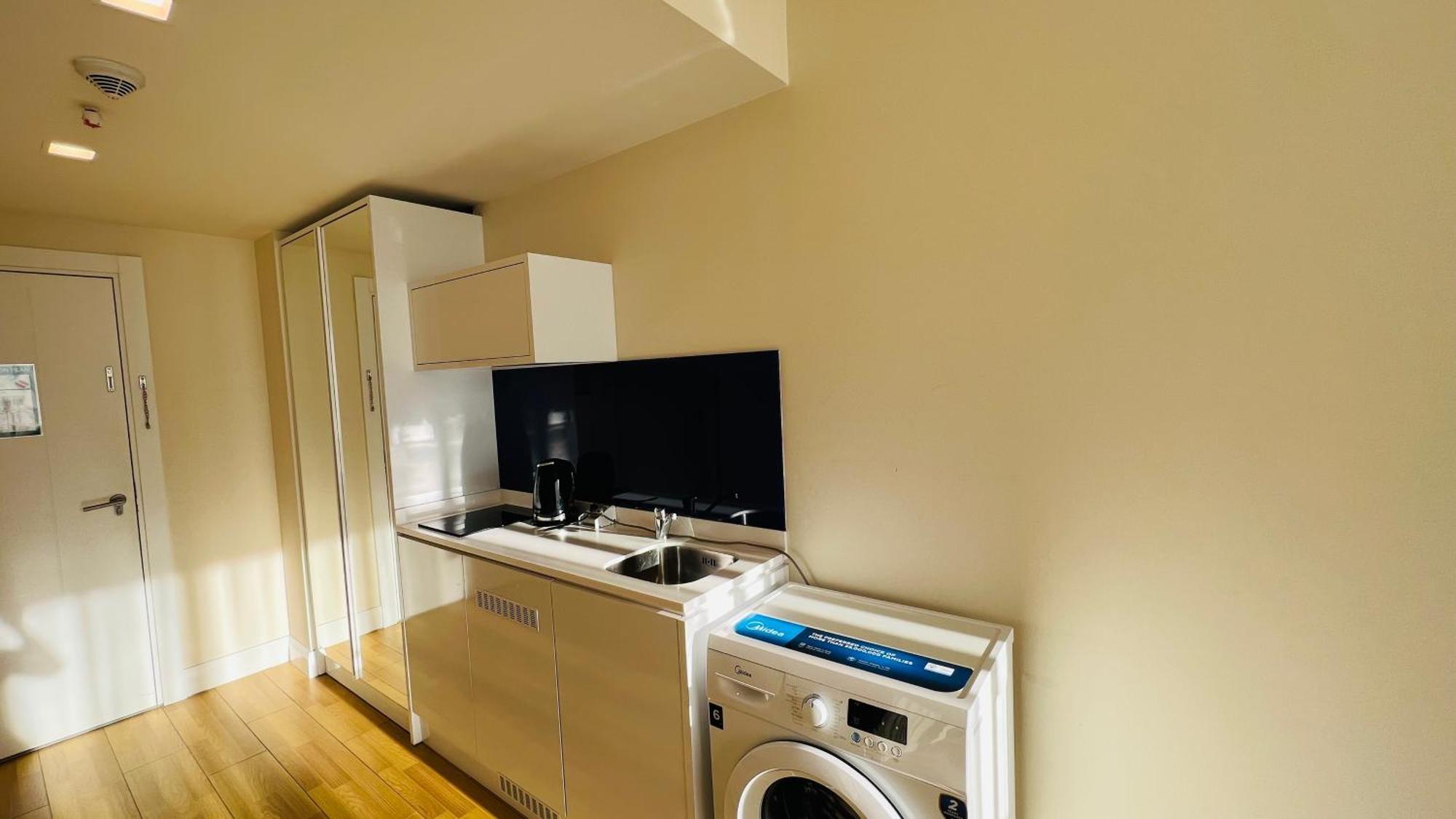 Apartment From Батуми Экстерьер фото
